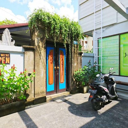 Reddoorz Hostel Near Gwk Main Gate Ungasan Exterior foto